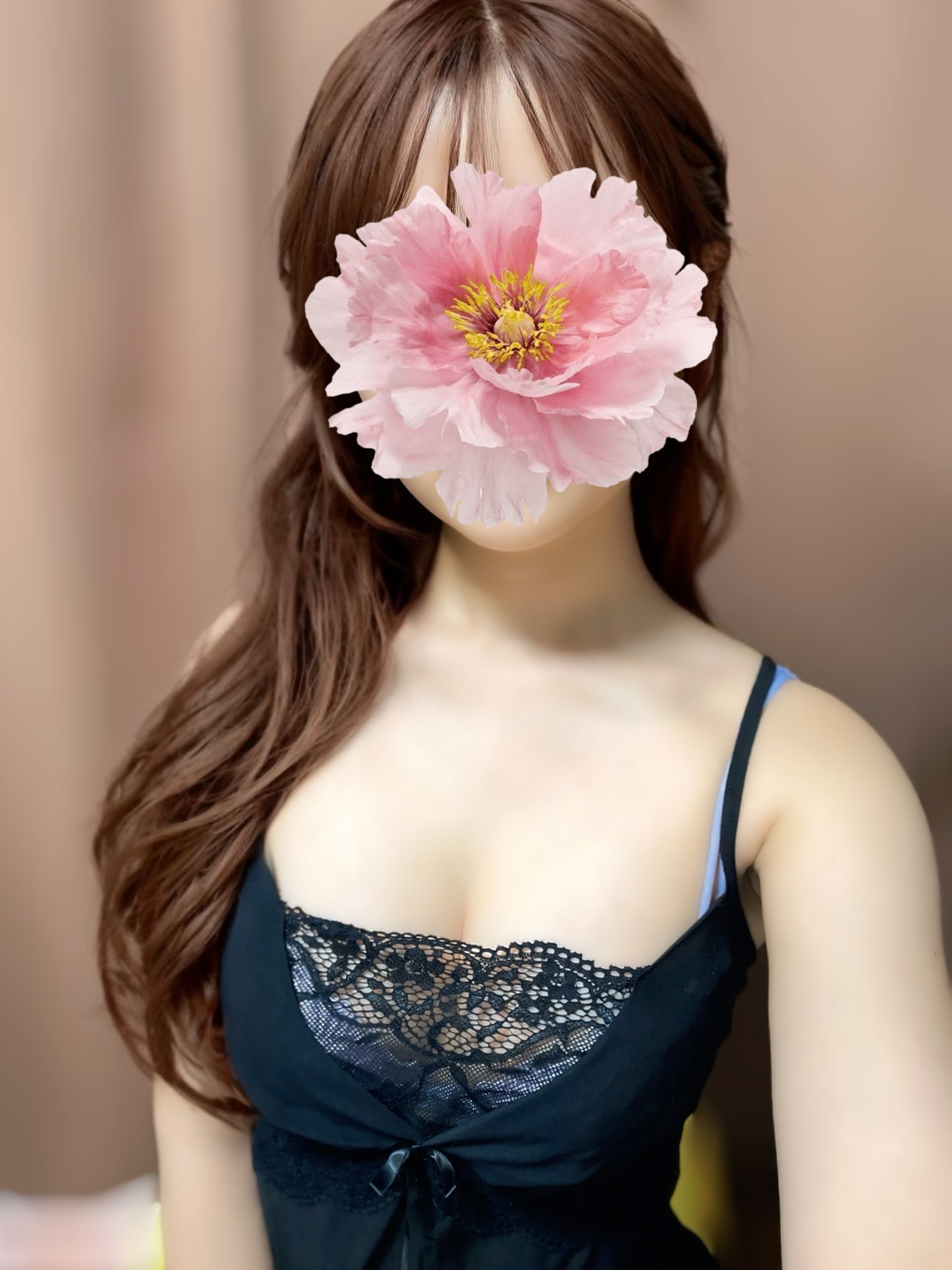 小出ゆりこ